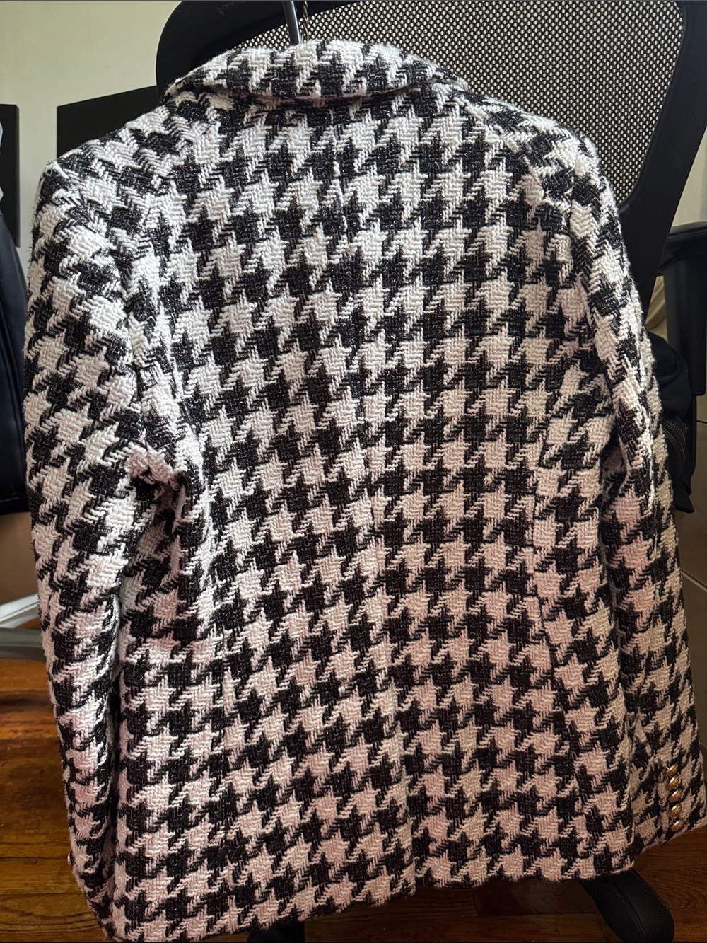 Dolce Cabo Black & White Houndstooth Double-Breasted Blazer - Picture 3 of 3